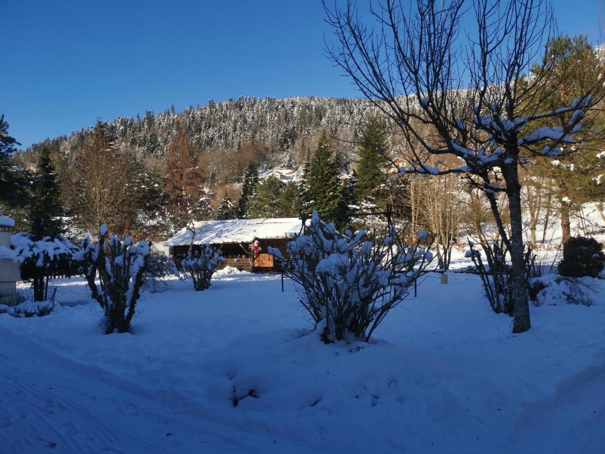 Gites Les Grandes Voies - Cle Vacances Le Ménil Exteriör bild