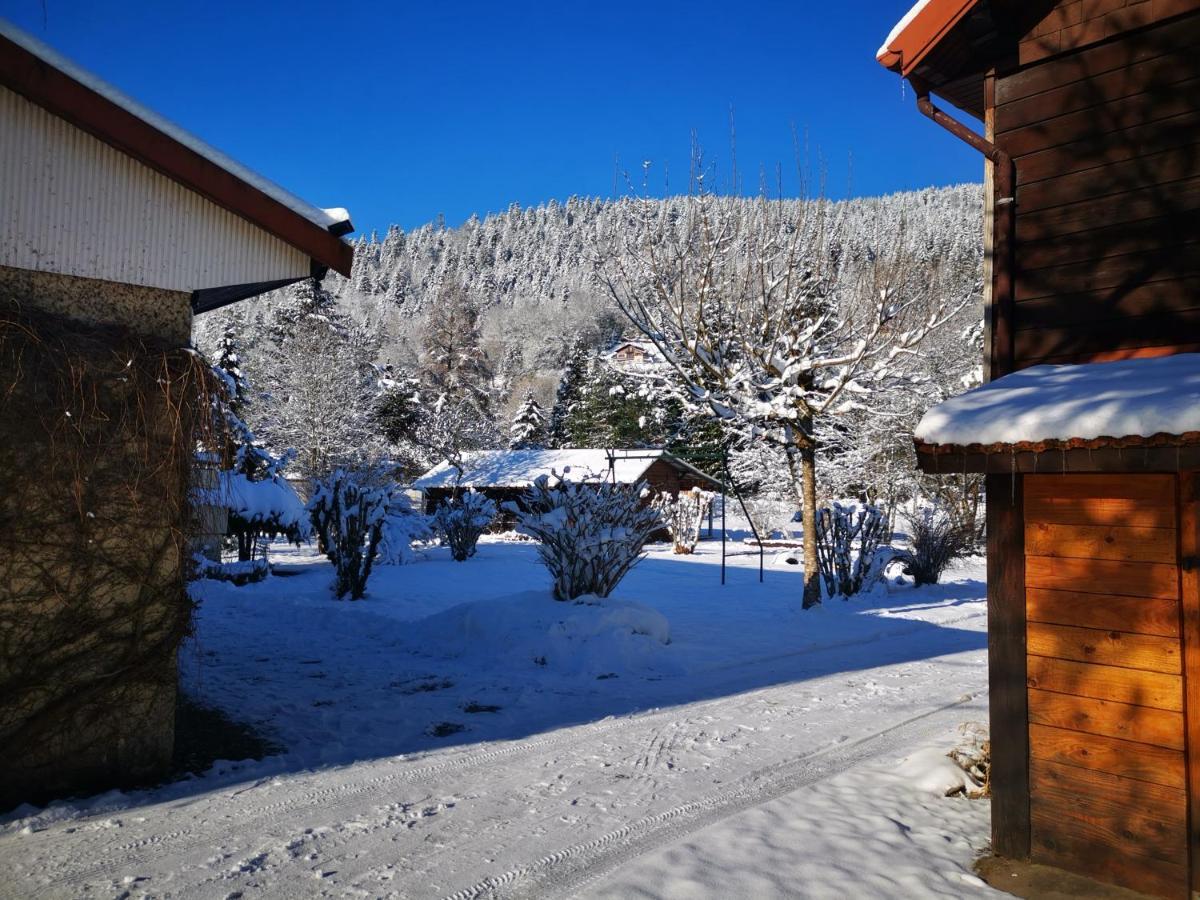 Gites Les Grandes Voies - Cle Vacances Le Ménil Exteriör bild