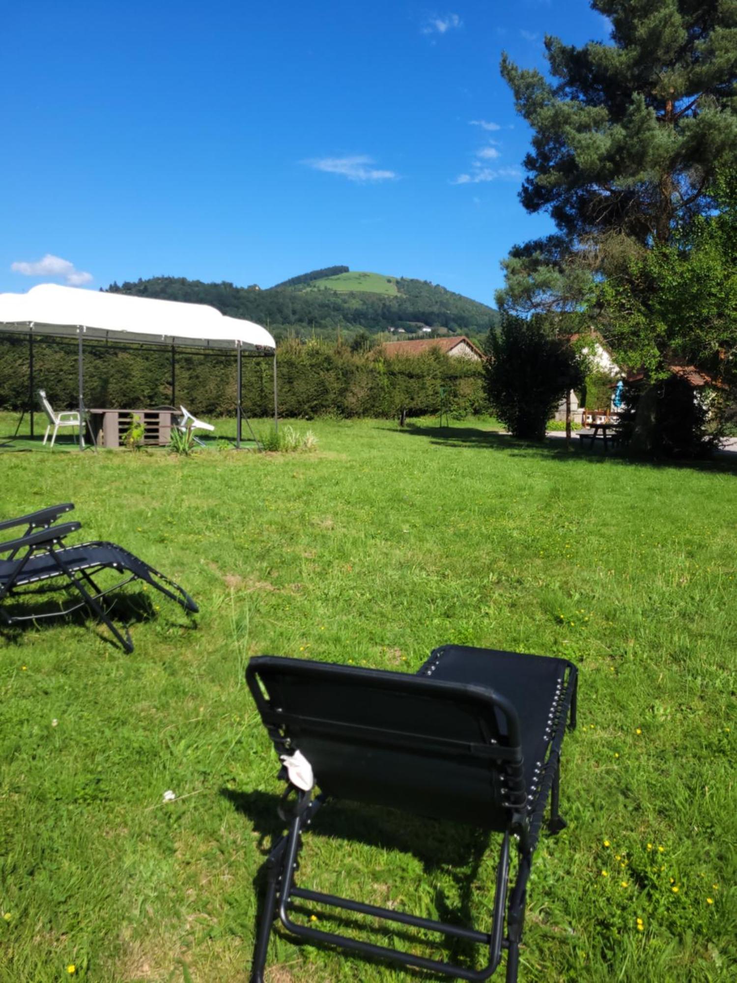 Gites Les Grandes Voies - Cle Vacances Le Ménil Exteriör bild