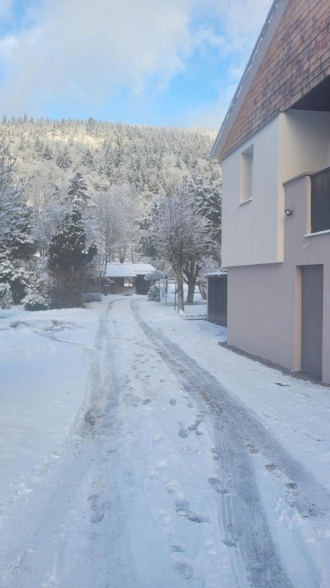 Gites Les Grandes Voies - Cle Vacances Le Ménil Exteriör bild